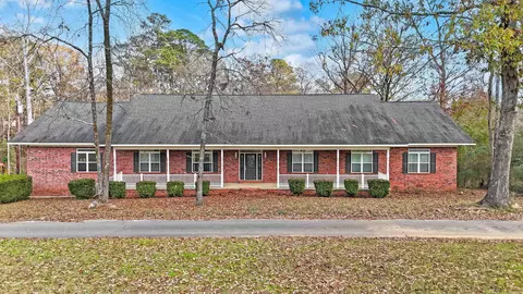72 Ranch Rd, Arkadelphia, AR 71923