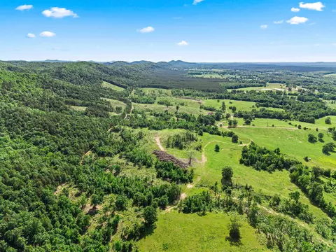 27 Duggan Rd, Glenwood, AR 71943
