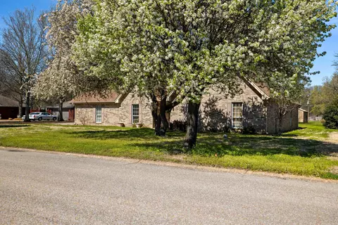 Exterior - 1404 Easy St, Trumann, AR 72472 photo 8 of 9
