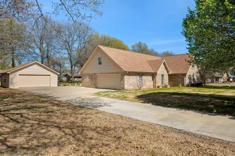 Exterior - 1404 Easy St, Trumann, AR 72472 photo 2 of 9