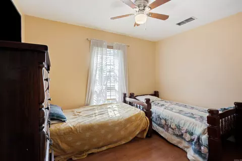 Bedroom - 1404 Easy St, Trumann, AR 72472 photo 3 of 5