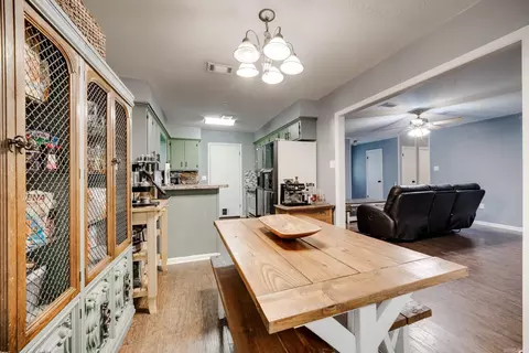 Dining - 1320 Sunset Dr, Conway, AR 72032 photo 2 of 2