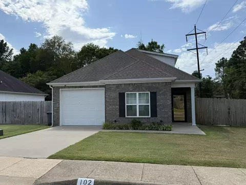 102 Sunflower St, Hot Springs, AR 71901