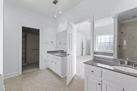 Bath - 4035 Newcastle Dr, Conway, AR 72034 photo 1 of 5