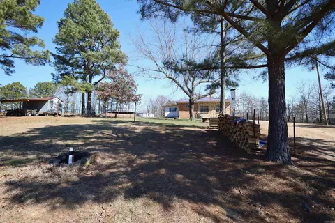 Exterior - 303 County Road 401, Rector, AR 72461 photo 6 of 11