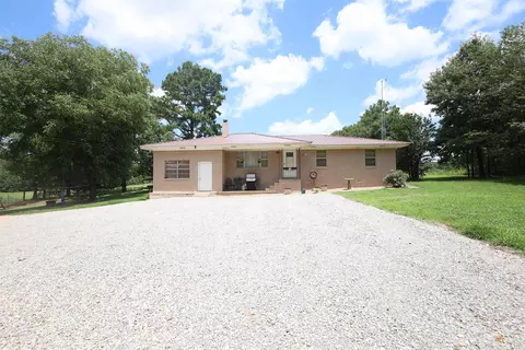 Exterior - 303 County Road 401, Rector, AR 72461 photo 3 of 11