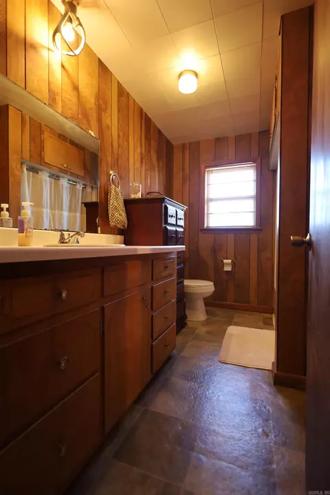 Bath - 303 County Road 401, Rector, AR 72461 photo 2 of 2