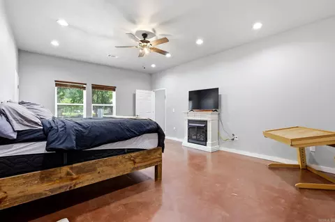 Bedroom - 105 Lamb Park Rd, Lonoke, AR 72086 photo 6 of 8