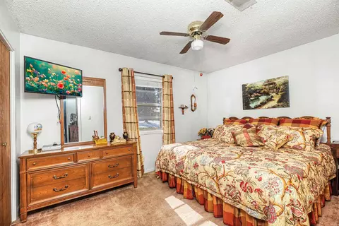Bedroom - 1503 Silver Fox, Pine Bluff, AR 71603 photo 2 of 3