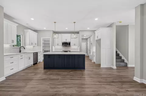 Kitchen - 2115 Sable Oaks, Bryant, AR 72022 photo 1 of 4
