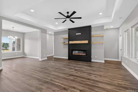 Living - 2115 Sable Oaks, Bryant, AR 72022 photo 2 of 2
