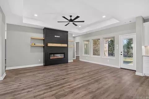 Living - 2115 Sable Oaks, Bryant, AR 72022 photo 1 of 2