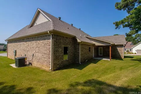 Exterior - 2115 Sable Oaks, Bryant, AR 72022 photo 5 of 9