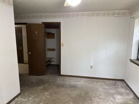 Bedroom - 575 Bowers Loop, Dover, AR 72837 photo 2 of 2