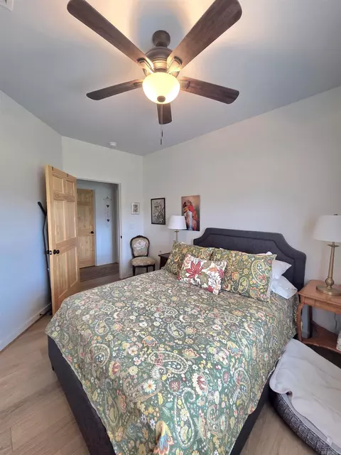 Bedroom - 201 Whitfield Ave, Mountain View, AR 72560 photo 4 of 4