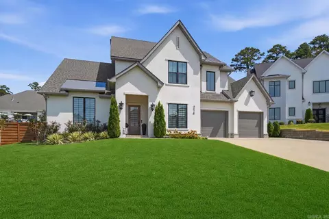 214 Haywood Dr, Little Rock, AR 72223