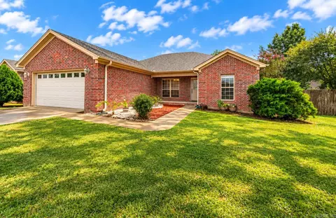 917 Mesquite Trl, Jacksonville, AR 72076