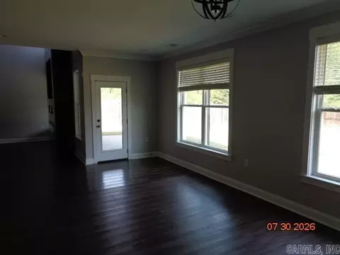 Living - 2928 Creekside Dr, Alexander, AR 72002 photo 5 of 7