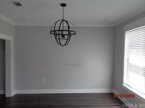 Living - 2928 Creekside Dr, Alexander, AR 72002 photo 2 of 7