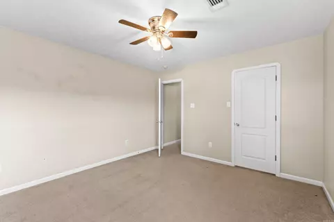 Bedroom - 1685 Nuthatch Cir, Conway, AR 72034 photo 5 of 7