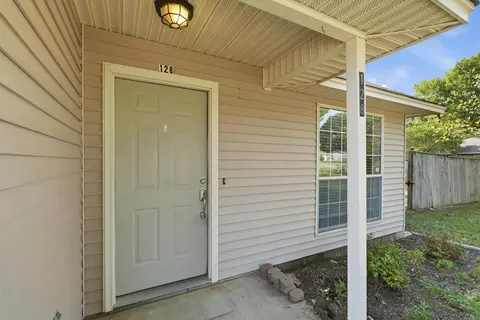 Exterior - 128 Eve Ln, Conway, AR 72034 photo 4 of 11