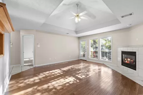 Living - 1670 Nuthatch Cir, Conway, AR 72034 photo 1 of 4