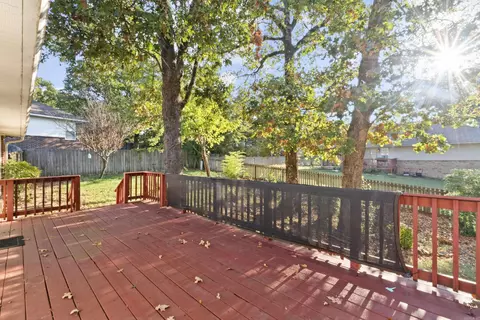 Exterior - 1670 Nuthatch Cir, Conway, AR 72034 photo 4 of 7