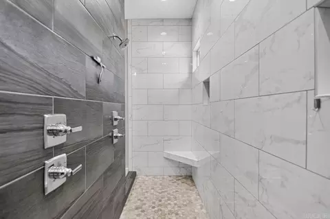 Bath - 6845 Hilo Ave, Benton, AR 72019 photo 4 of 8
