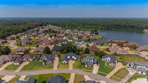 View/Area - 6845 Hilo Ave, Benton, AR 72019 photo 1 of 7
