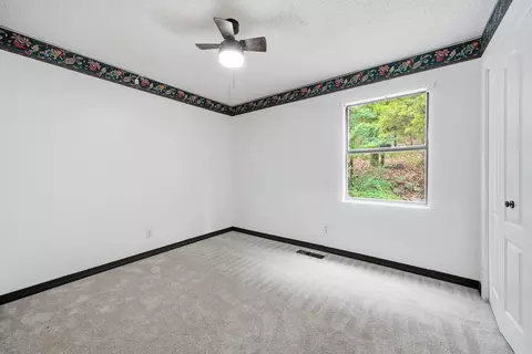 Bedroom - 243 Pickles Gap Rd, Conway, AR 72032 photo 2 of 2