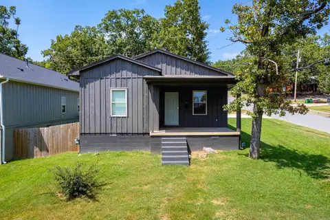 7800 Iowa Dr, Little Rock, AR 72227
