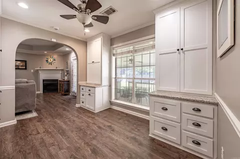Entry Way - 17 Robin Ln, Cabot, AR 72023 photo 3 of 4