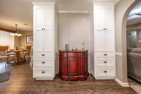Entry Way - 17 Robin Ln, Cabot, AR 72023 photo 2 of 4