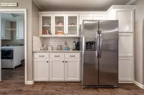 Kitchen - 17 Robin Ln, Cabot, AR 72023 photo 3 of 3