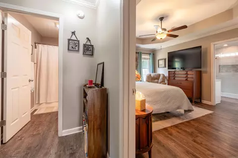 Entry Way - 17 Robin Ln, Cabot, AR 72023 photo 4 of 4
