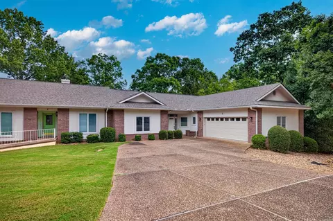 3 Magellan Cir, Hot Springs Village, AR 71909