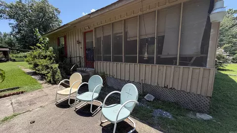 Exterior - 9211 Casey Ln, Pine Bluff, AR 71603 photo 3 of 14