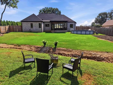 Exterior - 98 Hargrove Rd, Greenbrier, AR 72058 photo 6 of 10