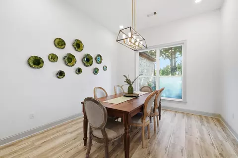 Dining - 98 Hargrove Rd, Greenbrier, AR 72058 photo 1 of 1