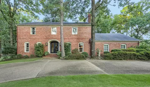 277 Pleasant Valley Dr, Little Rock, AR 72212