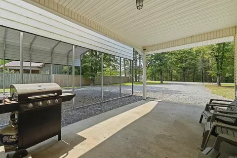 Exterior - 29 Pine Needle Rd, Higden, AR 72067 photo 8 of 11