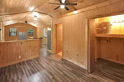Entry Way - 2894 Southfork Rd, Mount Ida, AR 71957 photo 2 of 2