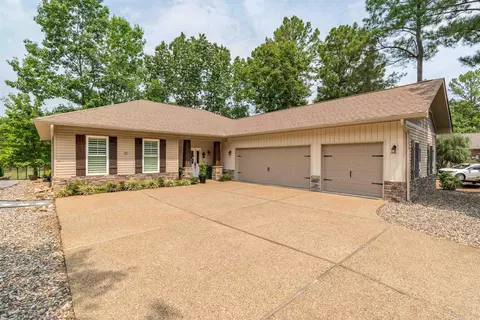 17 Asombroso Ln, Hot Springs Village, AR 71909