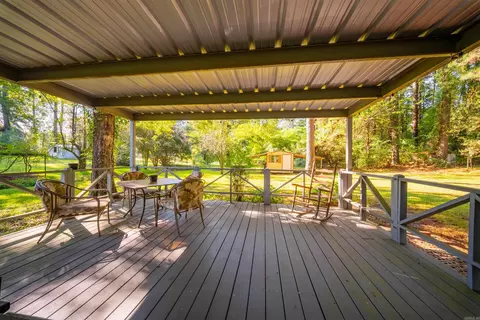 Exterior - 113 Strother Rd, Camden, AR 71701 photo 7 of 9