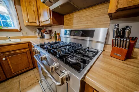 Kitchen - 113 Strother Rd, Camden, AR 71701 photo 3 of 4