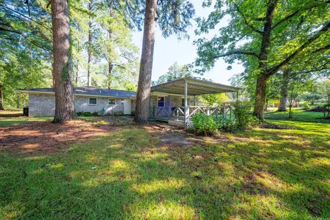 Exterior - 113 Strother Rd, Camden, AR 71701 photo 5 of 9