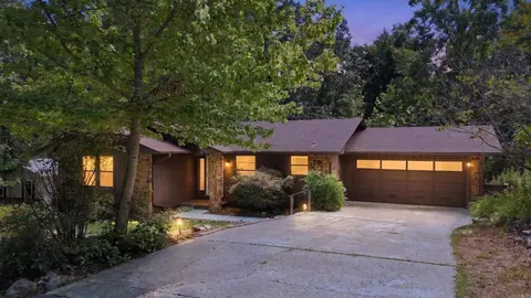 6 Badalona Ln, Hot Springs Village, AR 71909