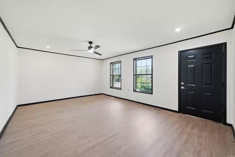 Living - 906 2nd St, Pangburn, AR 72121 photo 1 of 2