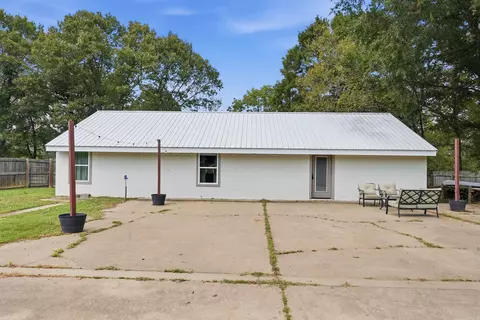 Exterior - 39 N Coran Dr, Conway, AR 72032 photo 9 of 10