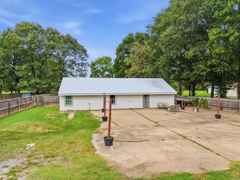 Exterior - 39 N Coran Dr, Conway, AR 72032 photo 2 of 10